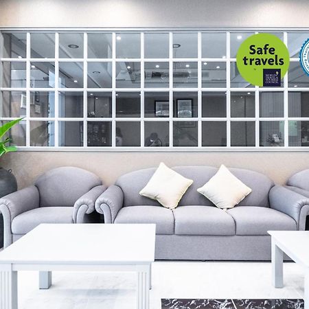 Yellow Ribbon Hills Boutique Suites Μπανγκόκ Εξωτερικό φωτογραφία