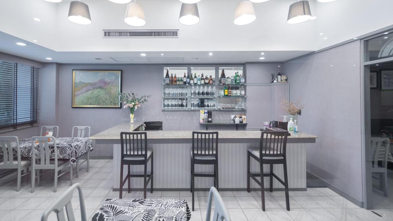 Yellow Ribbon Hills Boutique Suites Μπανγκόκ Εξωτερικό φωτογραφία