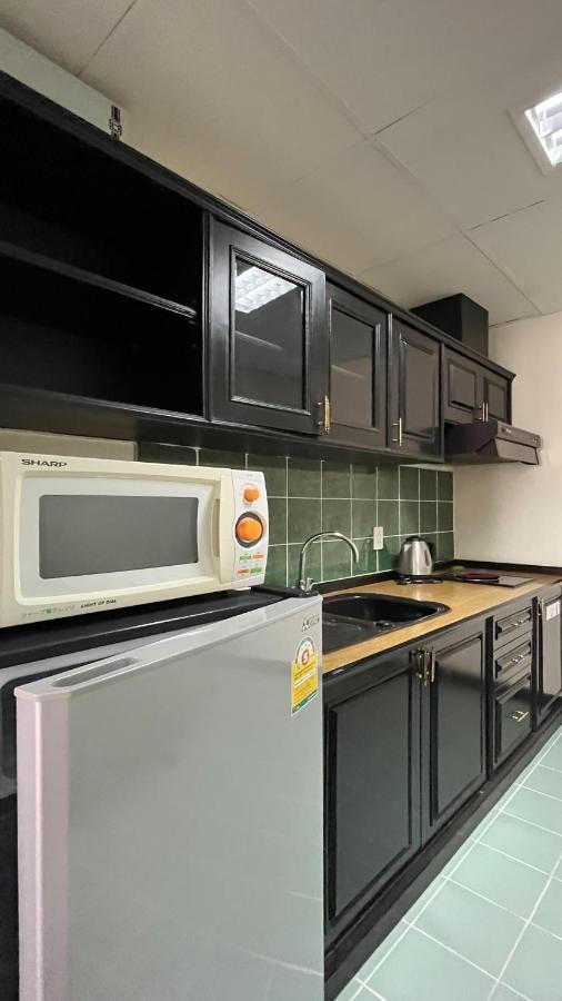 Yellow Ribbon Hills Boutique Suites Μπανγκόκ Εξωτερικό φωτογραφία