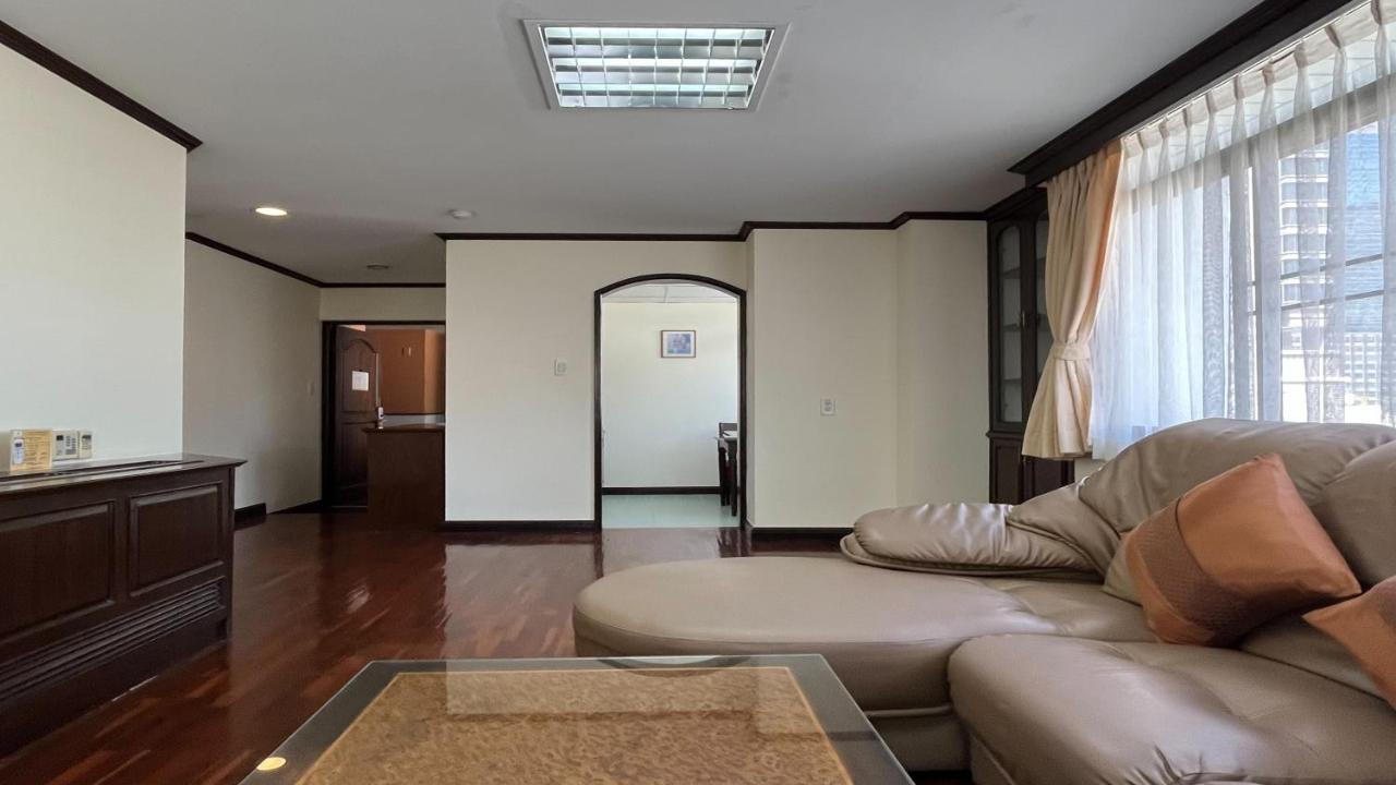 Yellow Ribbon Hills Boutique Suites Μπανγκόκ Εξωτερικό φωτογραφία