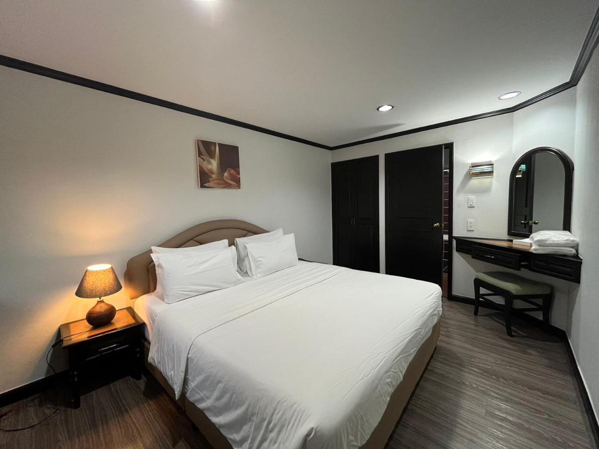 Yellow Ribbon Hills Boutique Suites Μπανγκόκ Εξωτερικό φωτογραφία