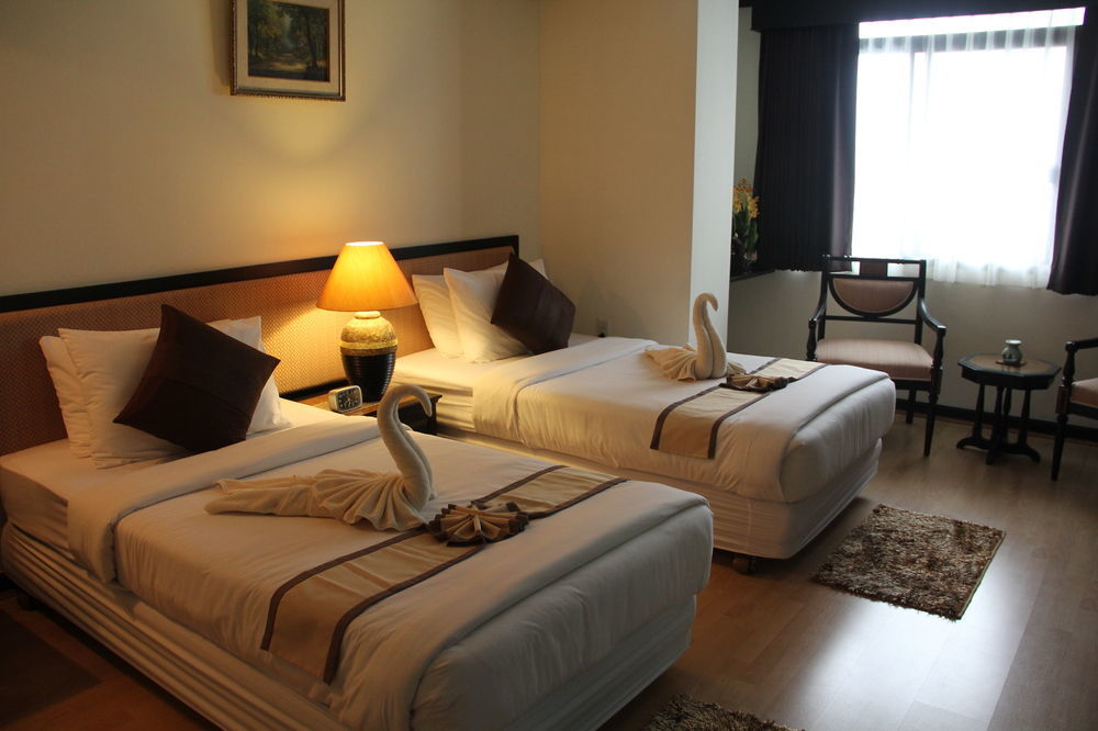 Yellow Ribbon Hills Boutique Suites Μπανγκόκ Εξωτερικό φωτογραφία