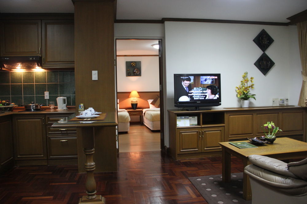 Yellow Ribbon Hills Boutique Suites Μπανγκόκ Εξωτερικό φωτογραφία