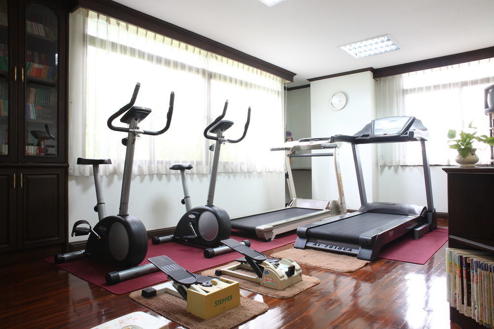 Yellow Ribbon Hills Boutique Suites Μπανγκόκ Εξωτερικό φωτογραφία